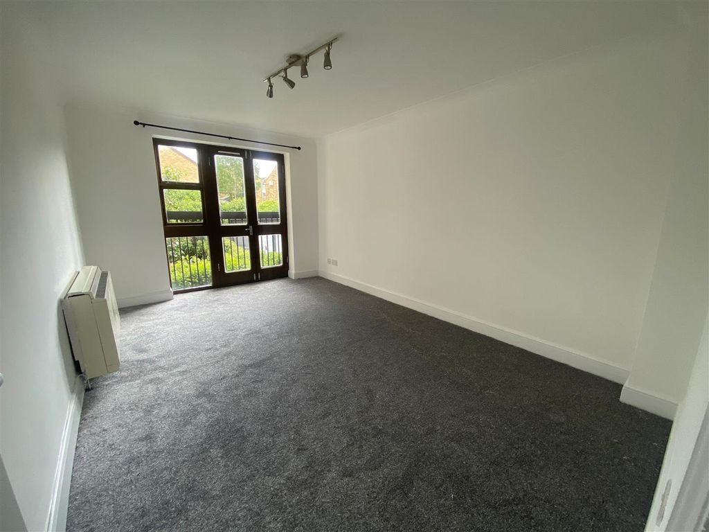 Property photo 2 of 5 Img_1043.Jpg