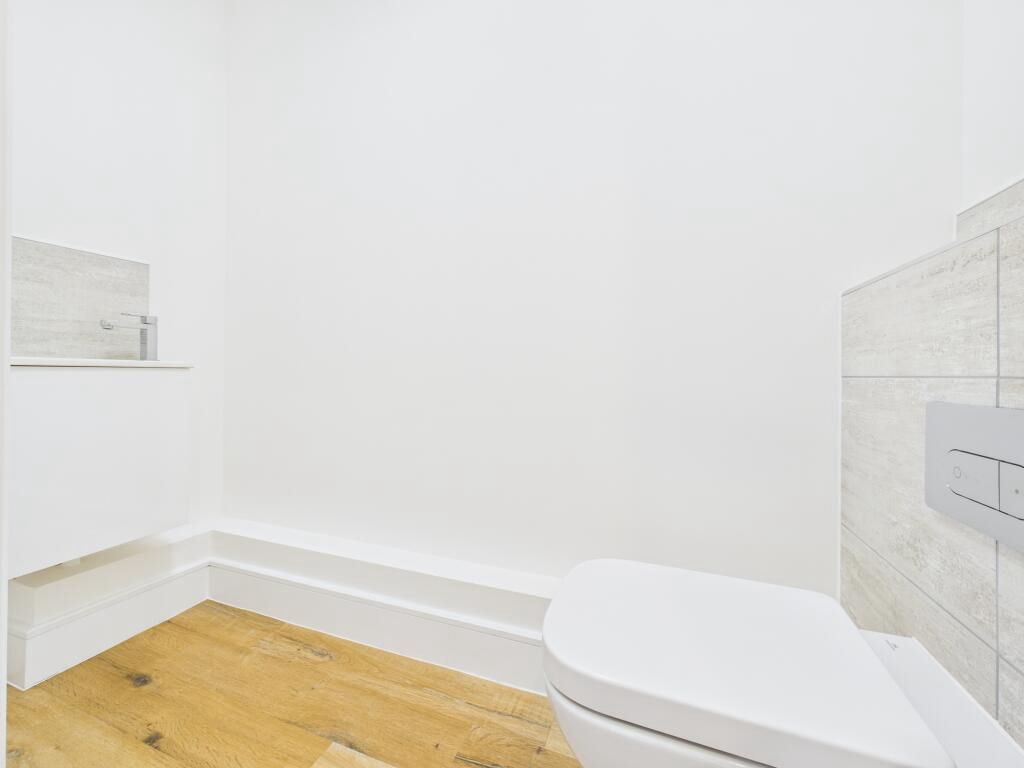 Property photo 3 of 17 Photo 3