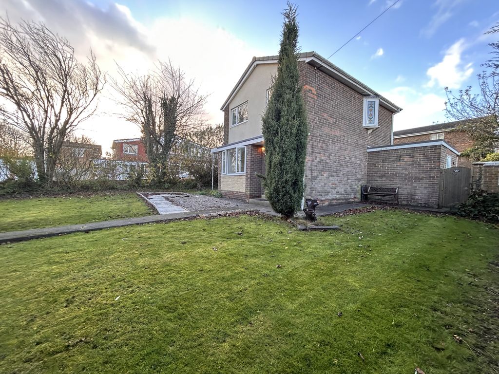 Property photo 1 of 17 Img_6184