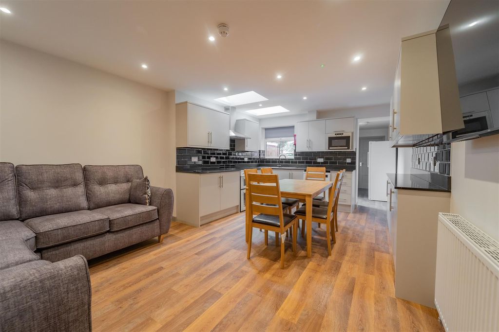 Property photo 2 of 17 Fas04924.Jpg