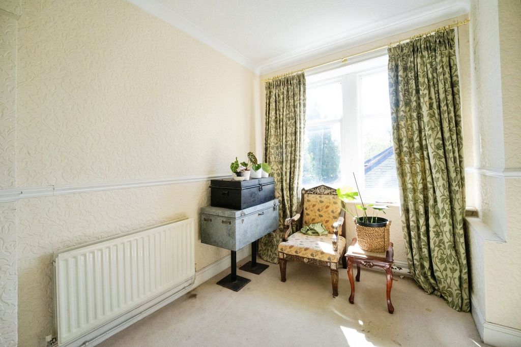 Additional image 17 of 11 bed country house for saleGlenholme Park, Clayton, Bradford BD14