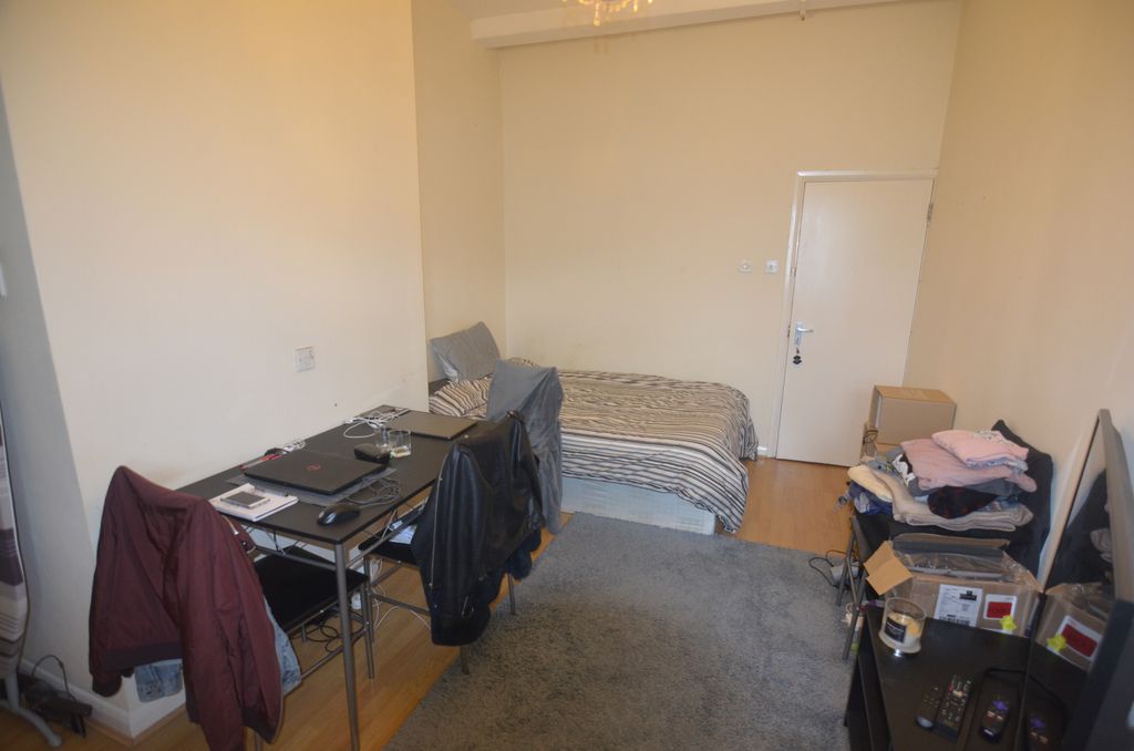 Property photo 3 of 4 Gallery