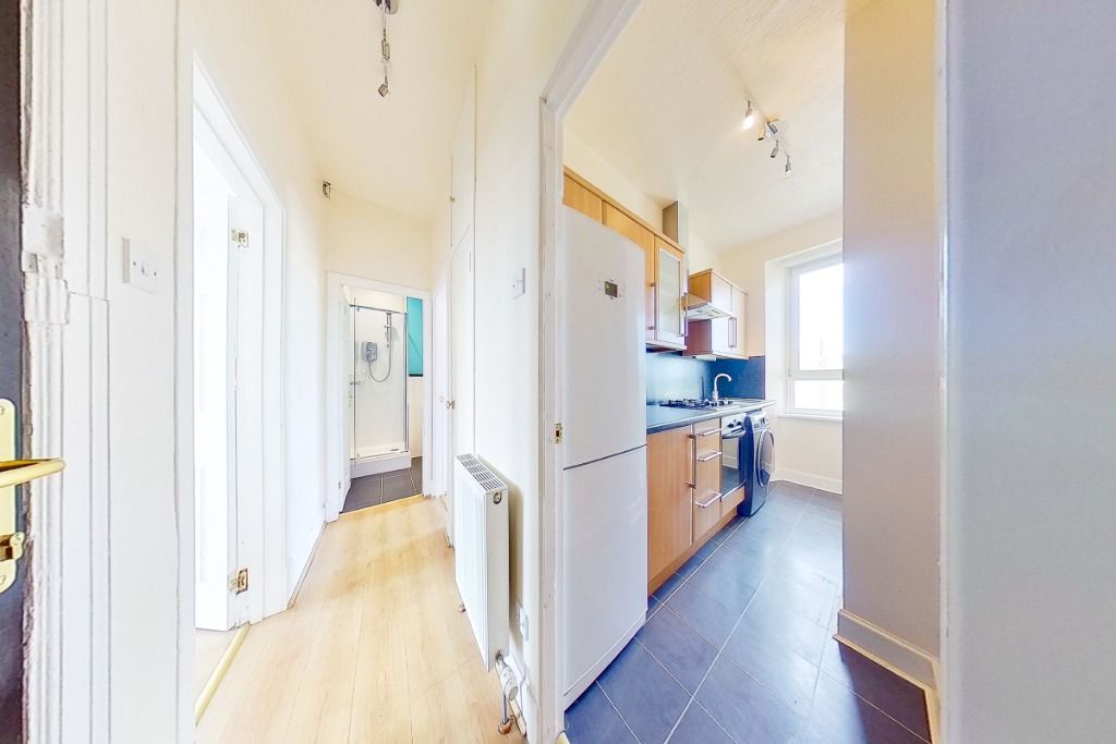 Property photo 3 of 9 Photo 3