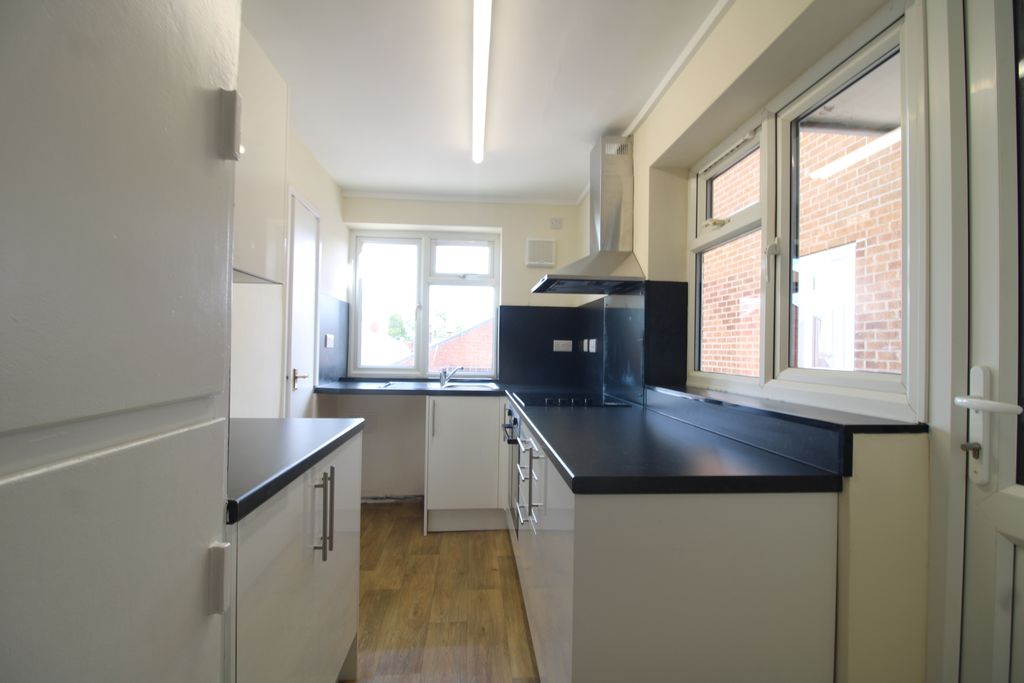 Property photo 1 of 9 Img_4884