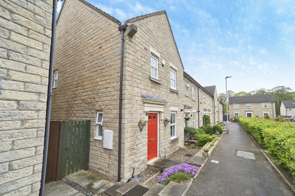 Property photo 1 of 18