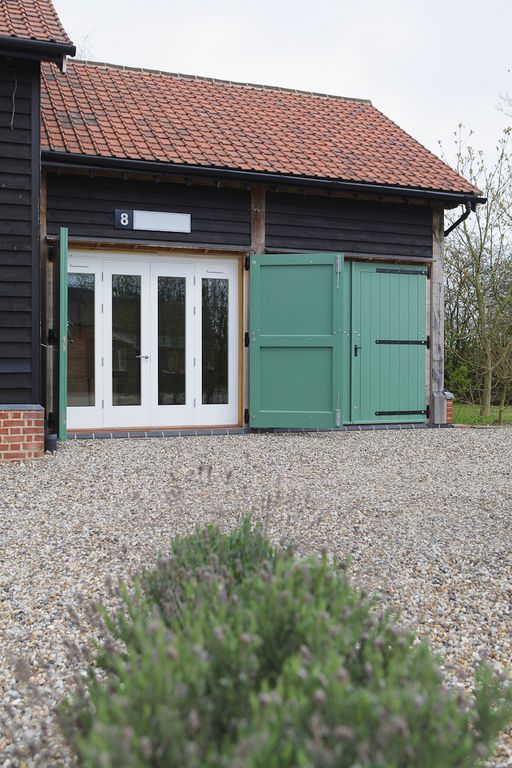 Property photo 3 of 9 Front