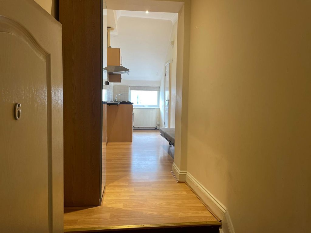 Property photo 2 of 5 Bedroom 2