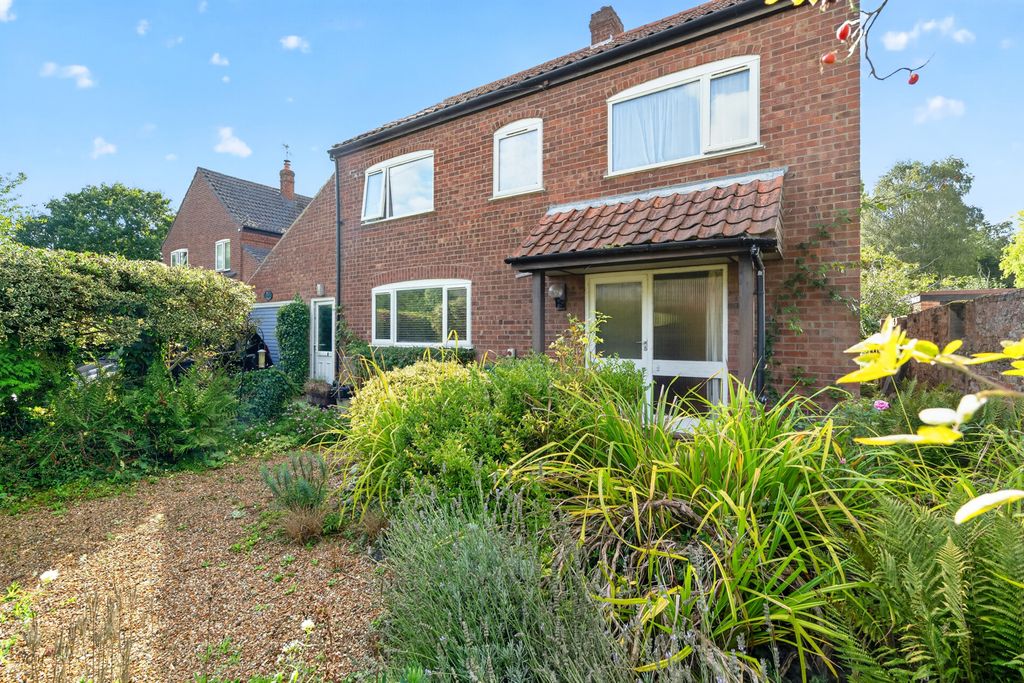 Property photo 1 of 24 Pbox-Img.Jpg