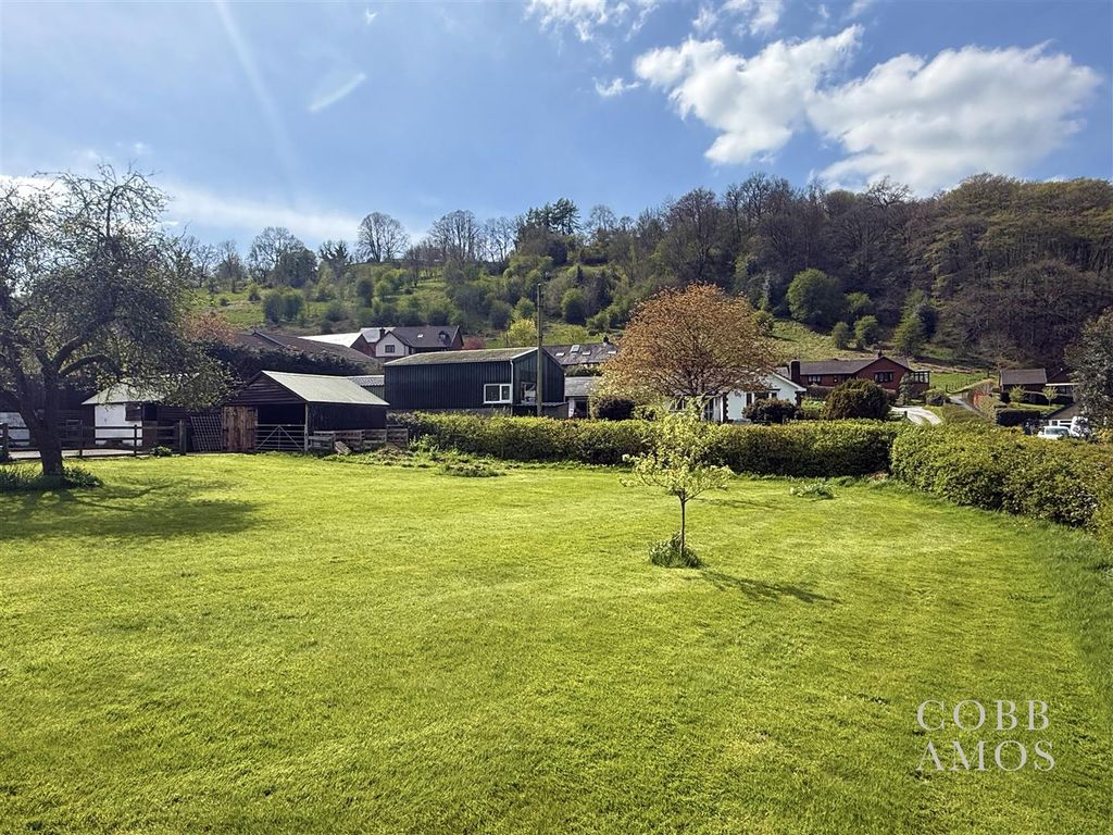 Property photo 3 of 21 3Jpg