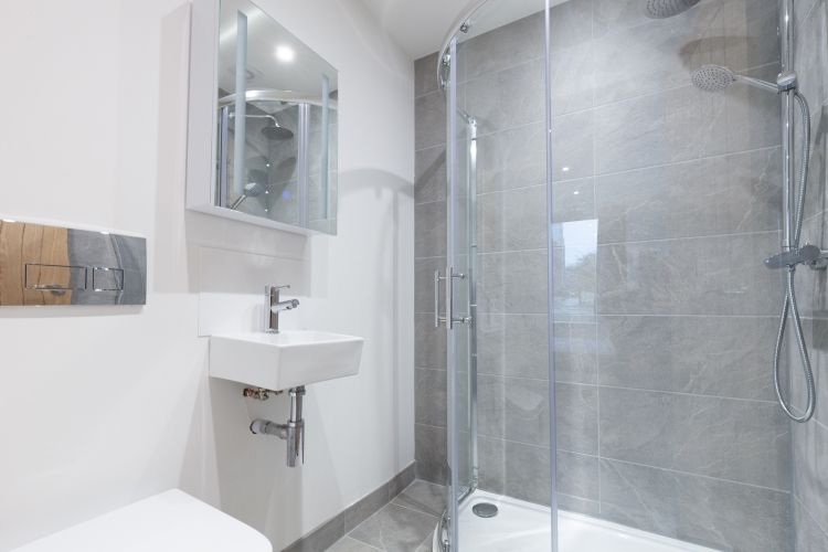 Property photo 2 of 6 Shower Room