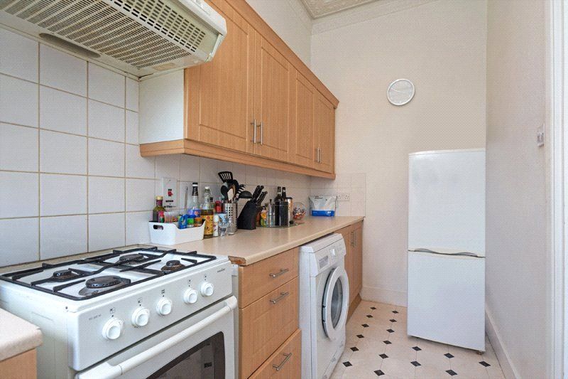 Property photo 2 of 11 Picture No. 15