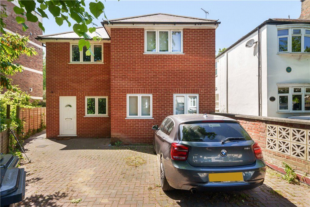 Property photo 1 of 41 Picture No. 44