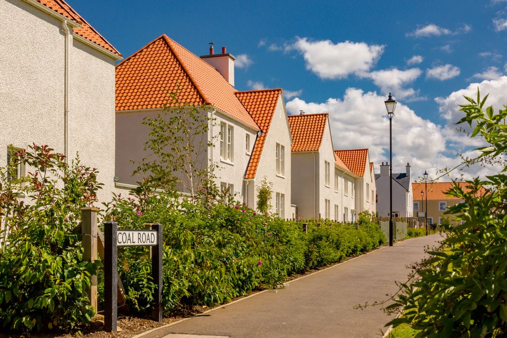 Property photo 1 of 11