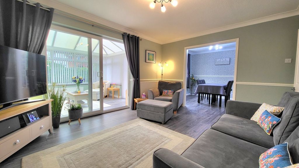 Property photo 3 of 30