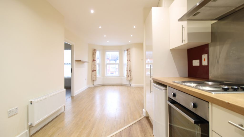 Property photo 2 of 8 Gallery