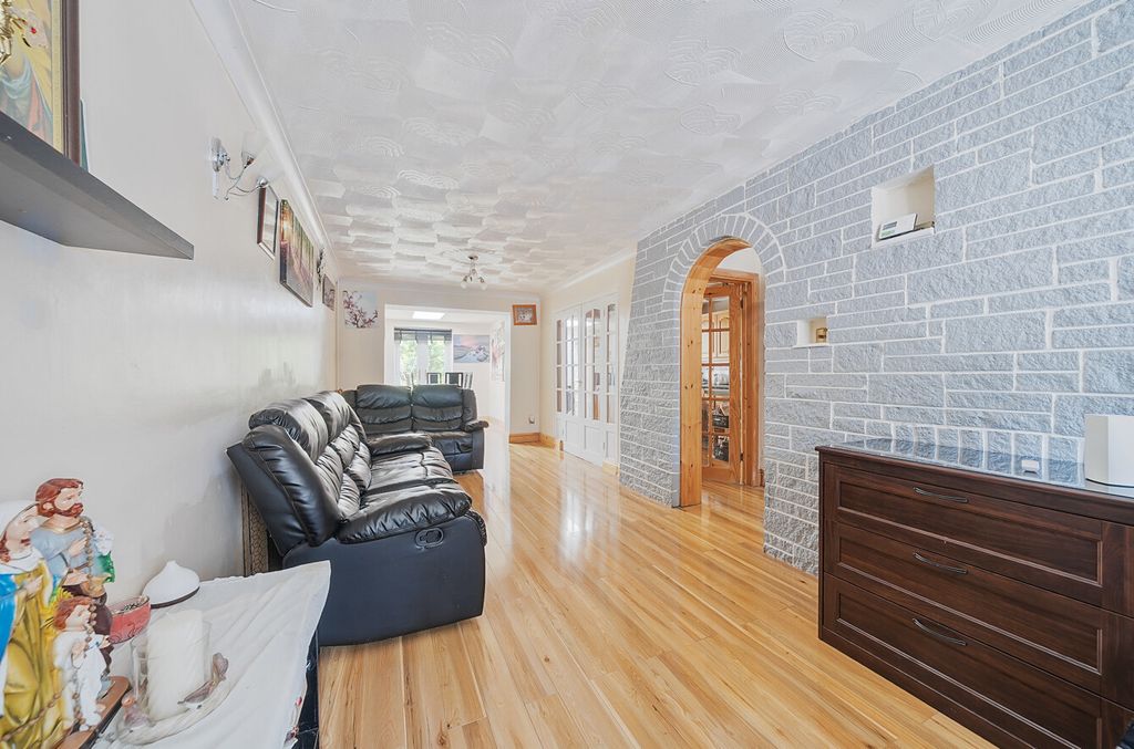 Property photo 2 of 12 002-46-681De70B6A...