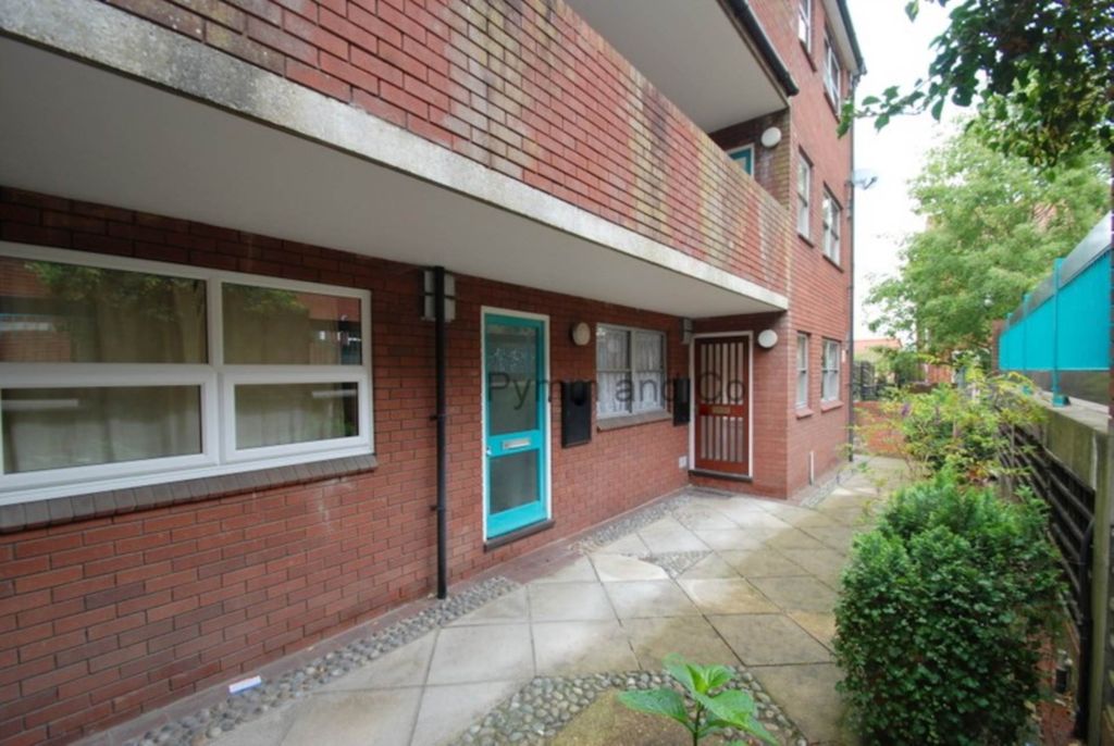 Property photo 3 of 8