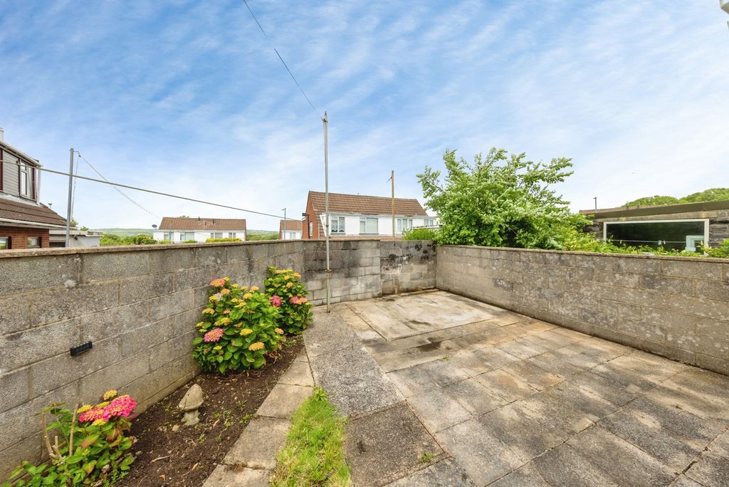 Property photo 3 of 15 Pbox-Img.Jpg