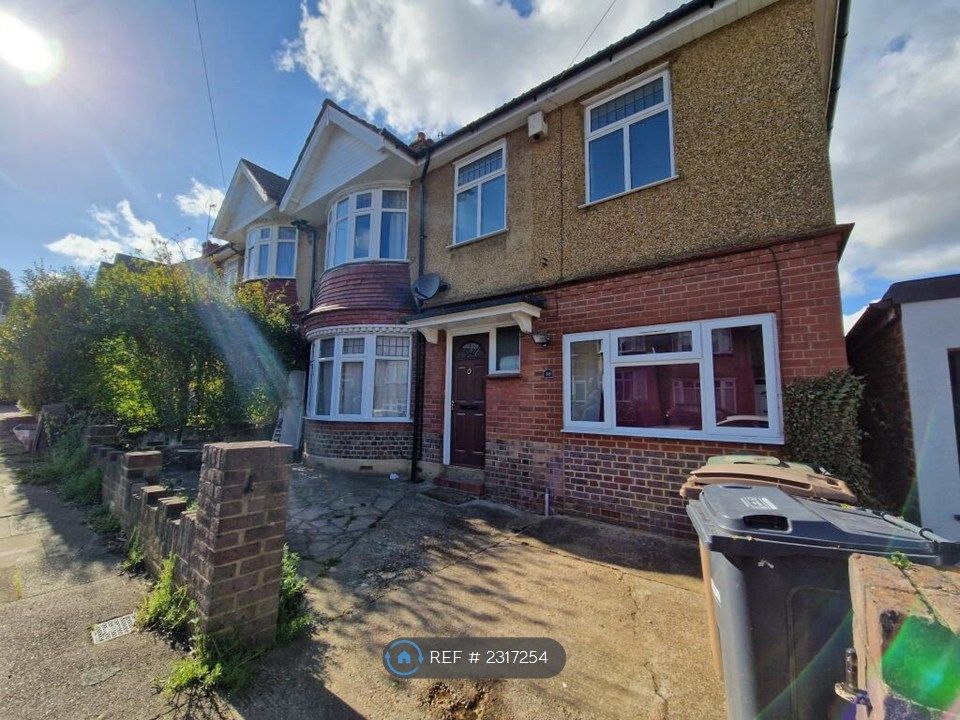 Property photo 1 of 21