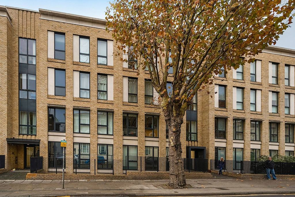 Property photo 2 of 15