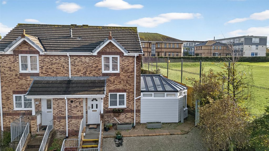 Property photo 1 of 17 Picture No. 01