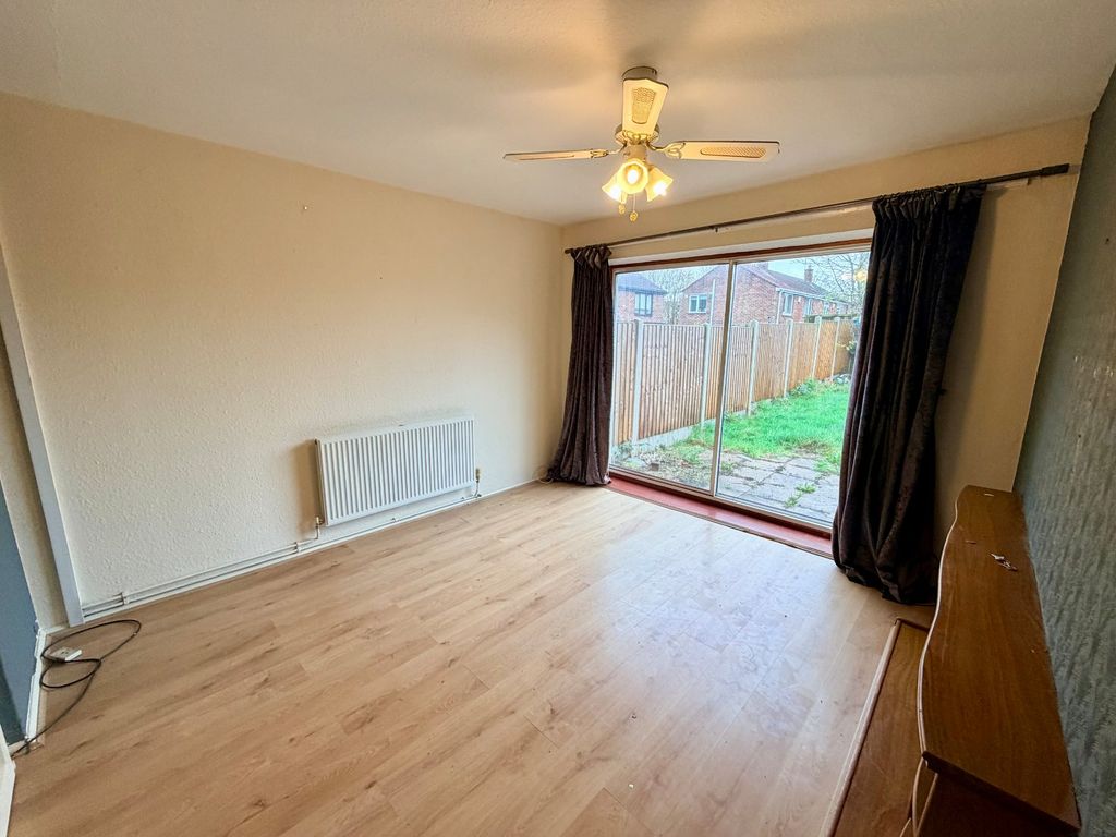 Property photo 3 of 8 Picture No. 22