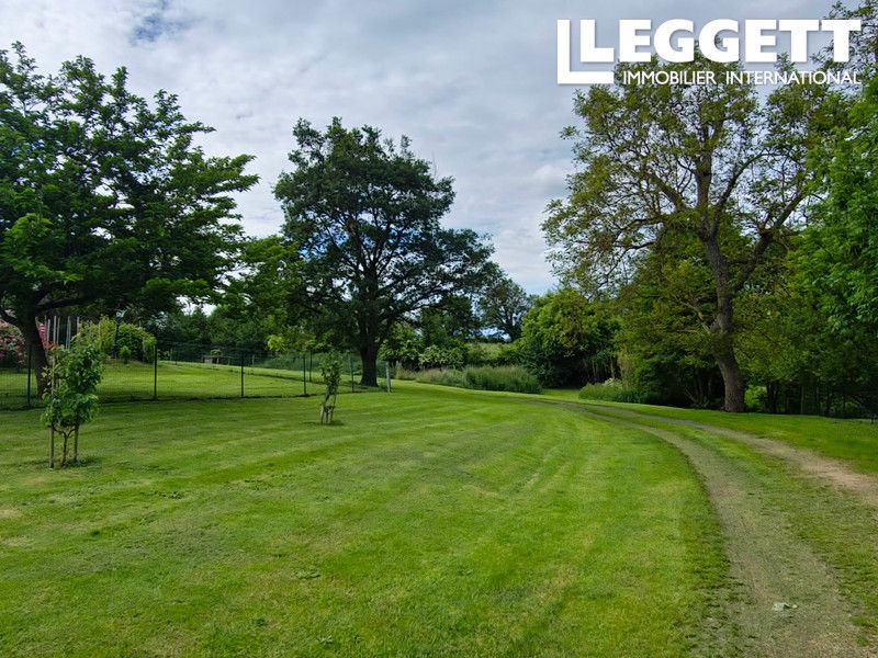 Property photo 2 of 10