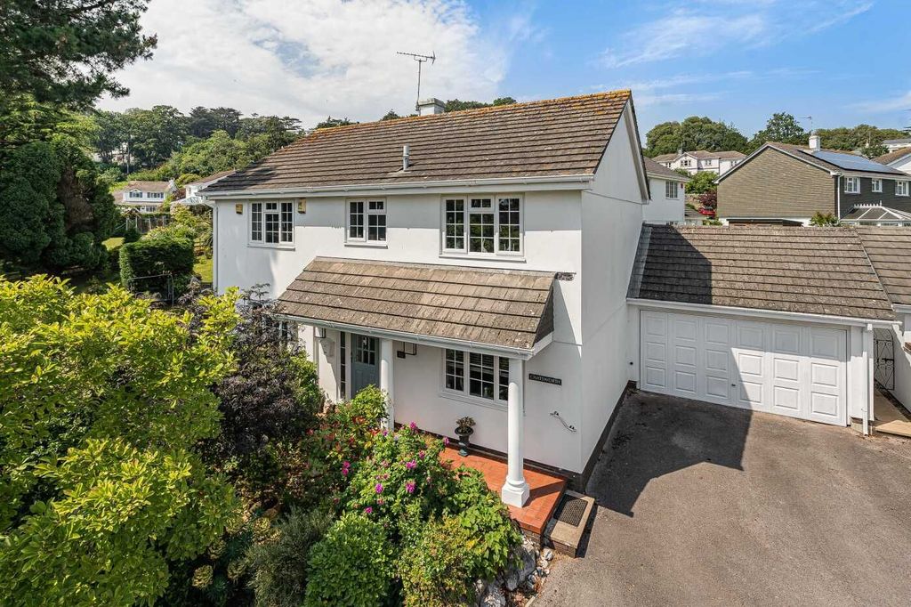 Property photo 1 of 29