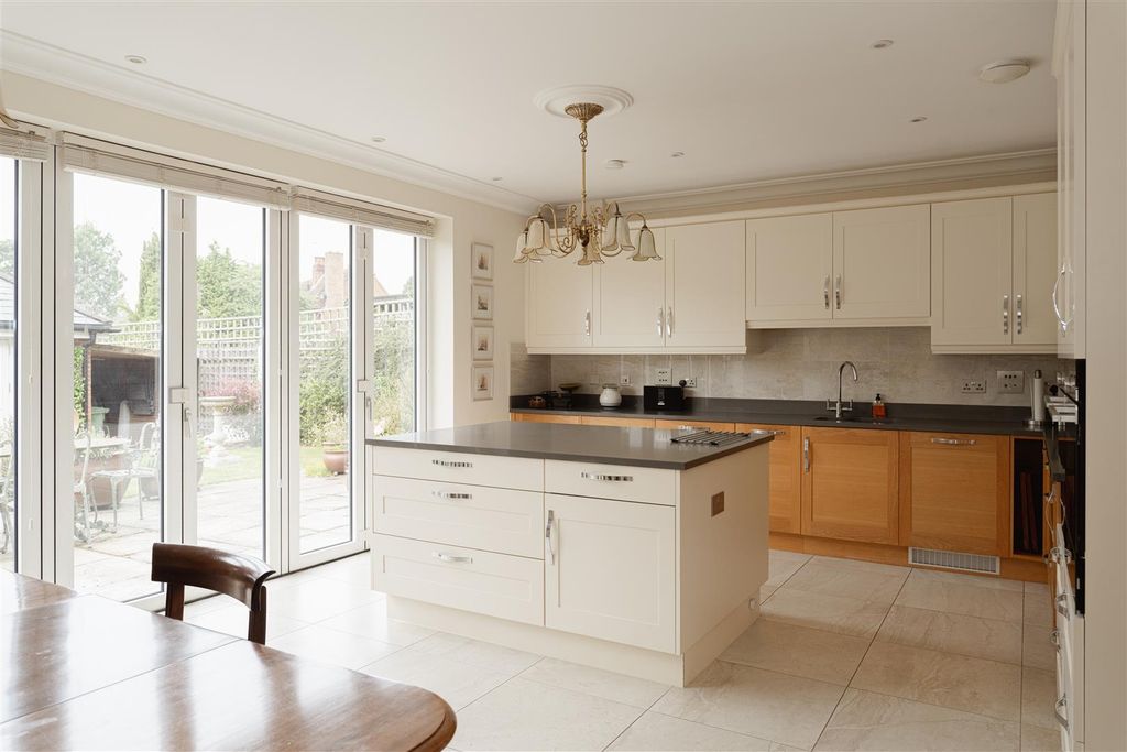 Property photo 1 of 25 13.Jpg