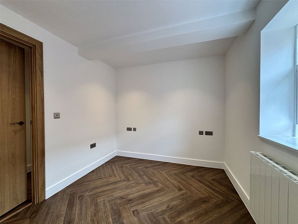 Property photo 2 of 5 Picture No. 02