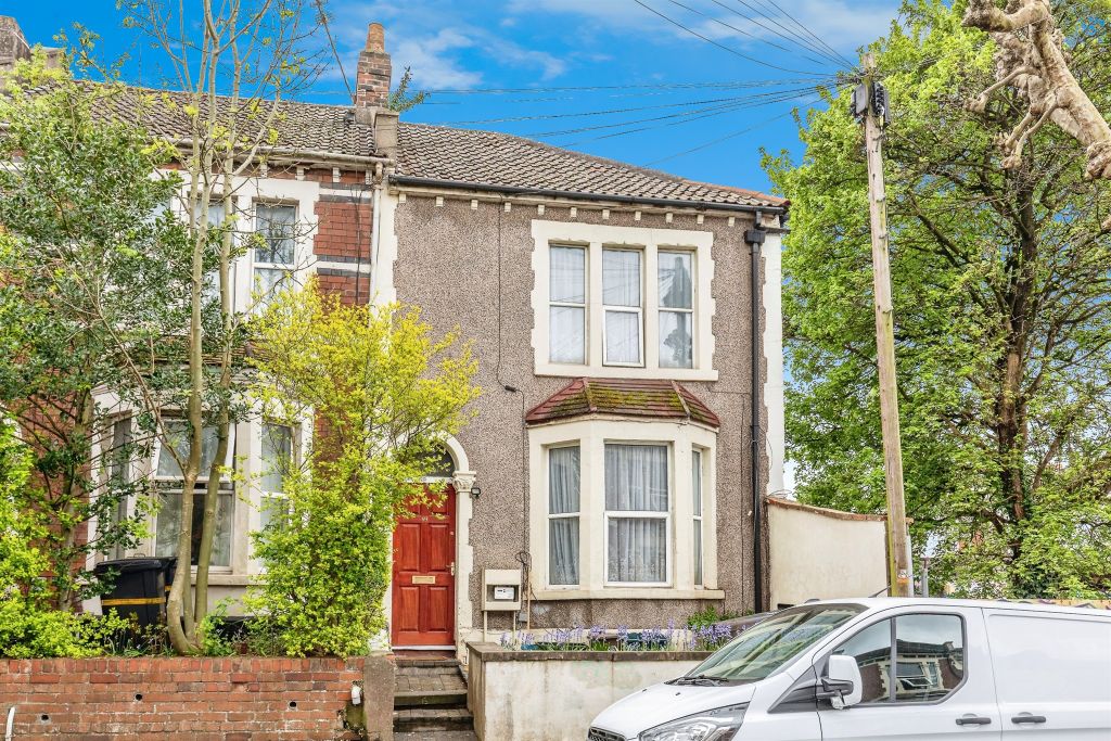 Property photo 1 of 16
