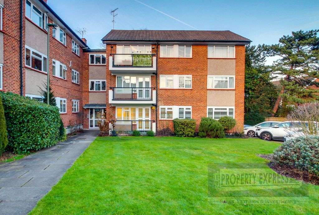 Property photo 1 of 15