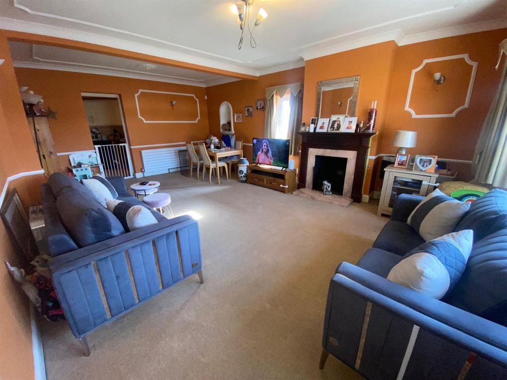 Property photo 2 of 10 2.Jpg