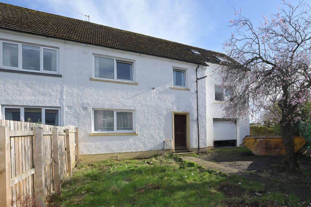 Property photo 1 of 26