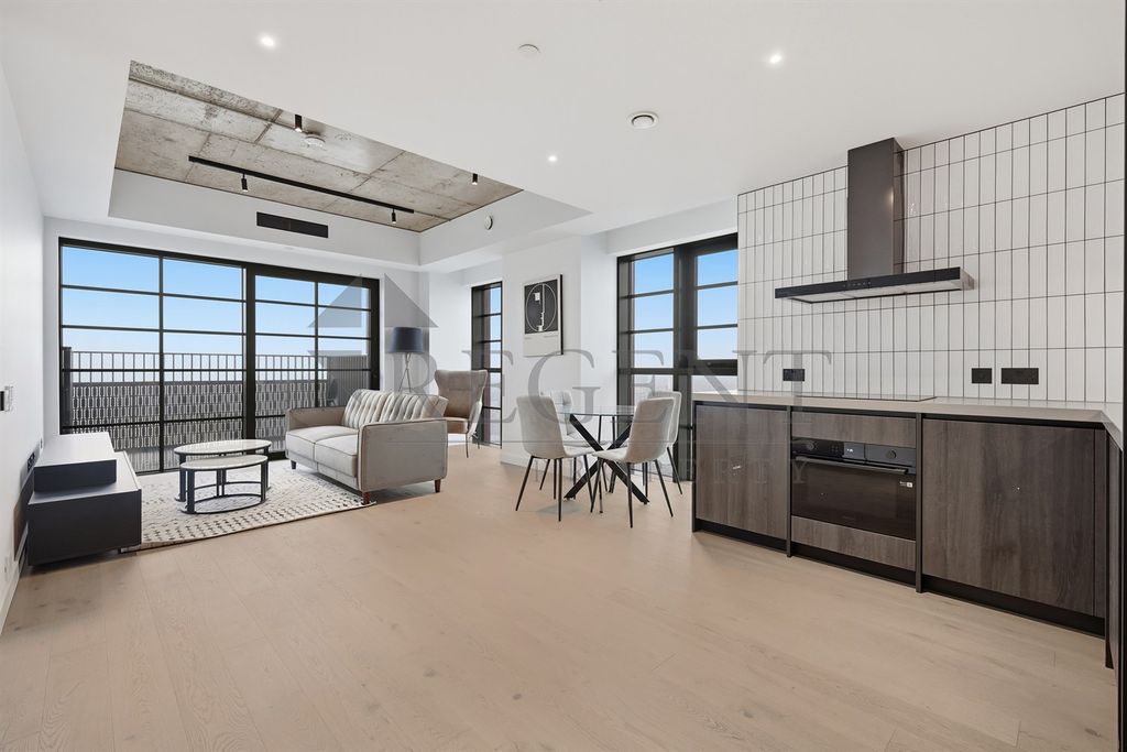 Property photo 1 of 22 (Main)