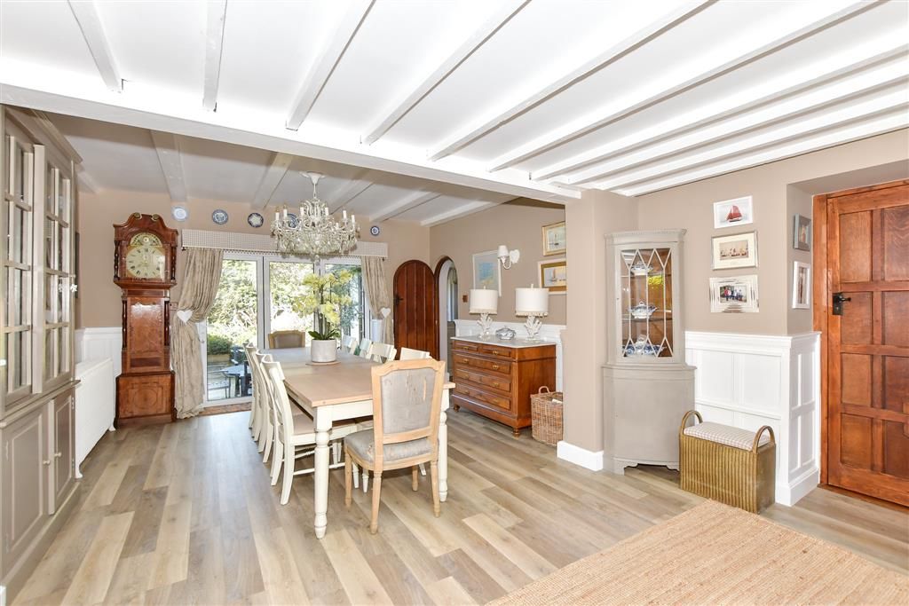 Property photo 3 of 24 Dining Room