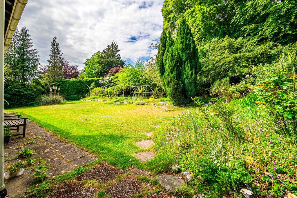 Property photo 2 of 20 Picture No. 06