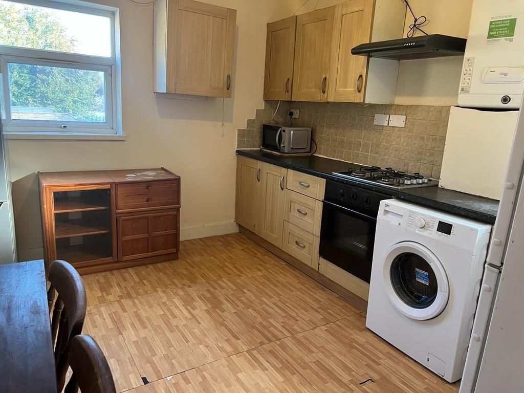 Property photo 1 of 5 1F6Bd41A-A9c9-479E-92A3-1166B3Fb9809.Jpg