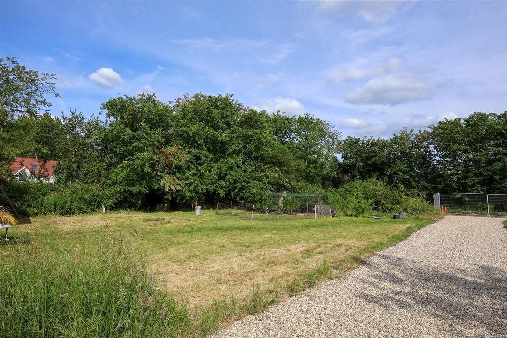 Property photo 2 of 5 Img_1462.Jpg