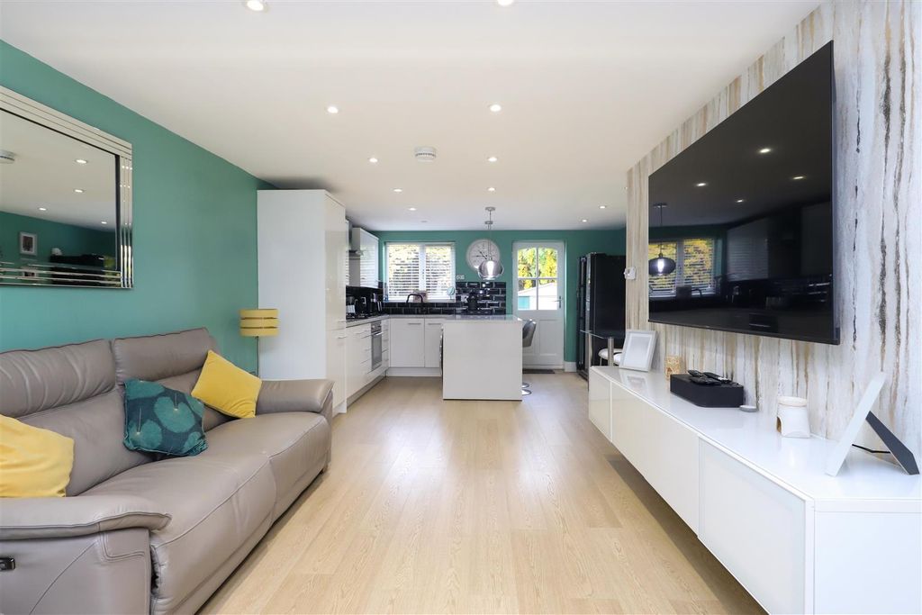 Property photo 2 of 15 Kitchen/Living Area