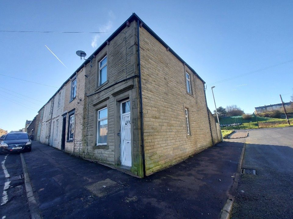 Property photo 2 of 20