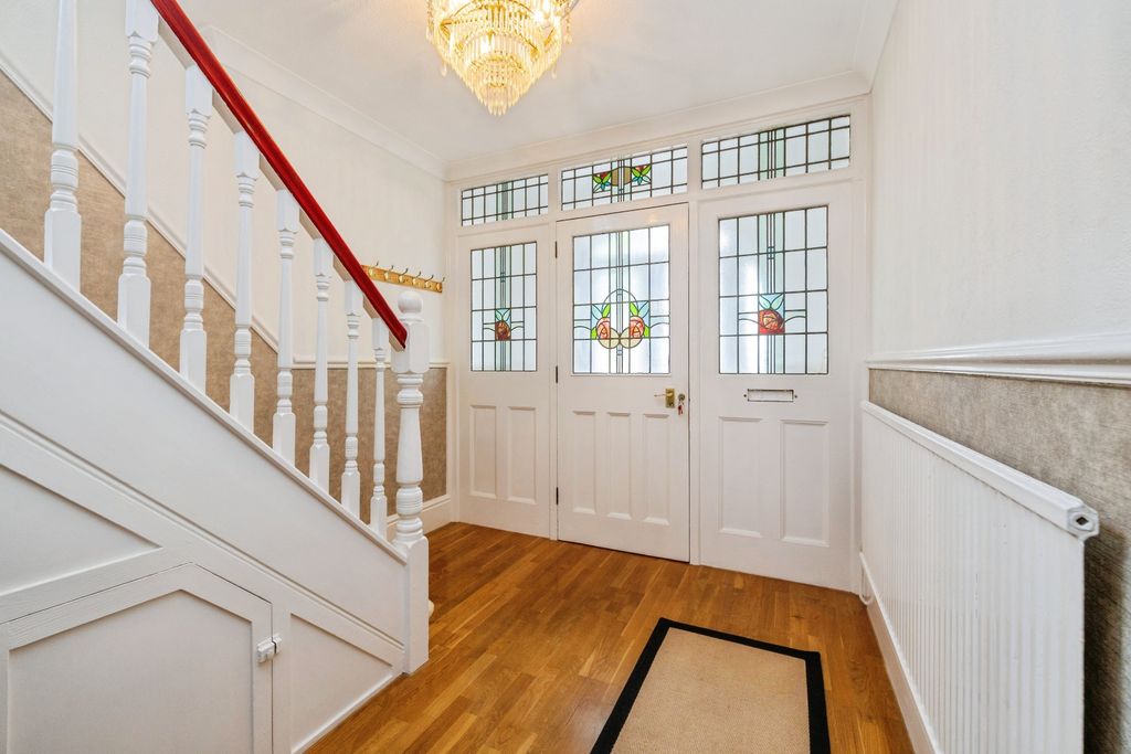 Property photo 2 of 20 2026-07-21-168Nettlehamroad015