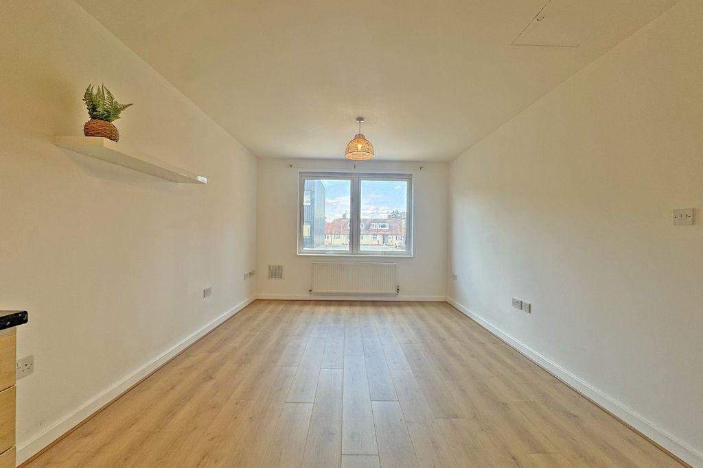 Property photo 3 of 15 47603013