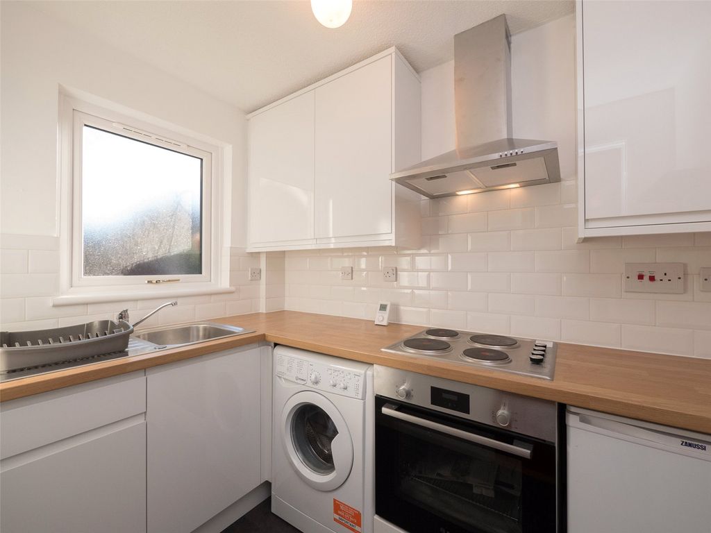 Property photo 3 of 11 Photo 3