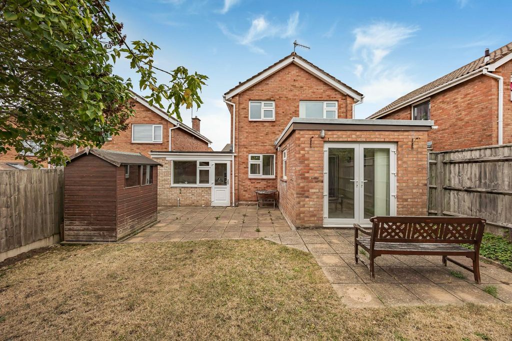 Property photo 1 of 18