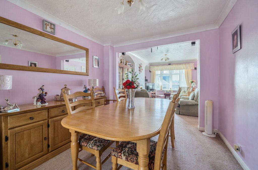 Property photo 1 of 17 1330559-6-68835Aa...