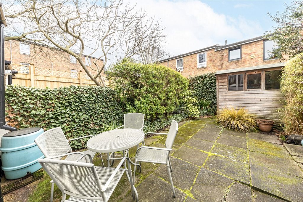 Property photo 3 of 3 Picture No. 21