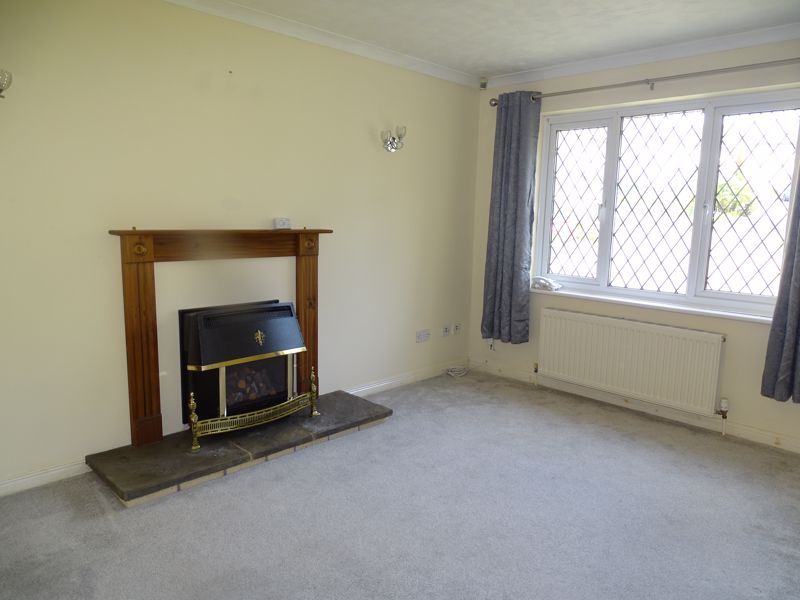 Property photo 2 of 10 Photo 8