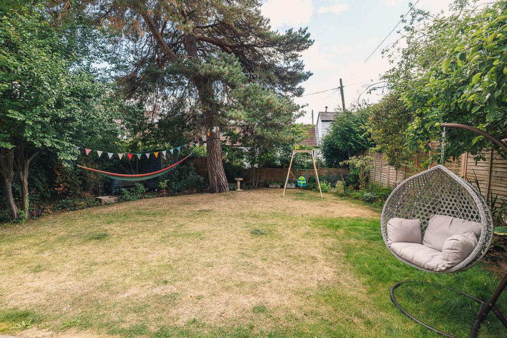 Property photo 3 of 22 Picture No. 11