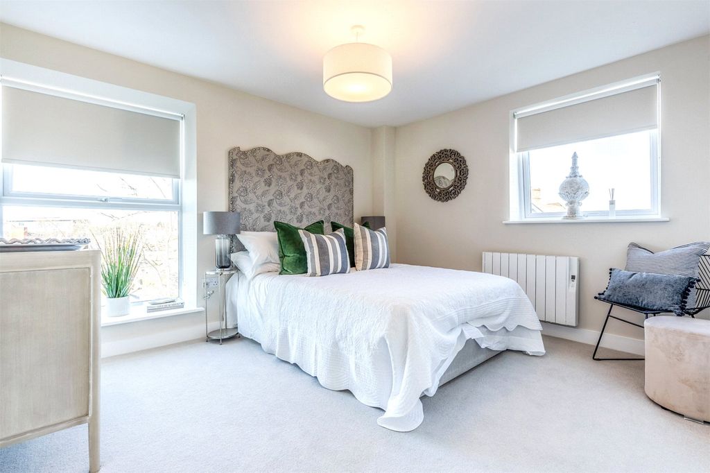 Property photo 2 of 25 Picture No. 46